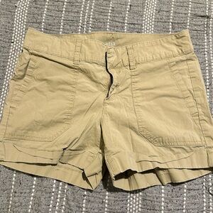 Khaki Shorts, women’s 27/4
